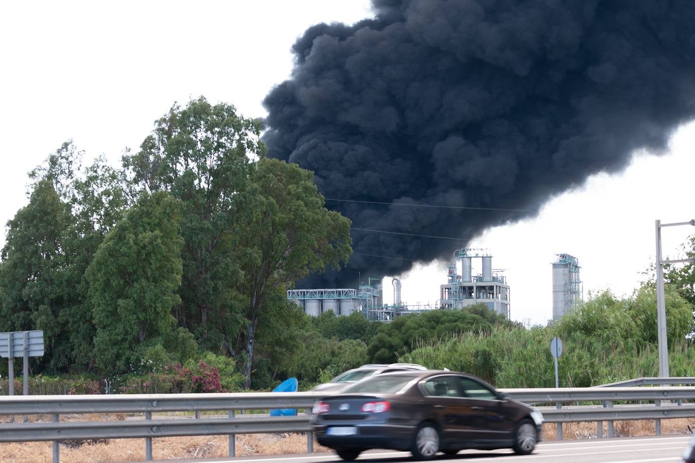 Verdemar ve graves deficiencias en la gestión del incendio de San Roque y exige plan de autoprotección